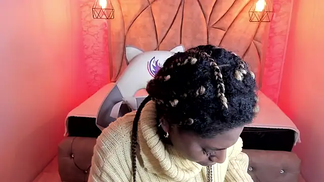 Queen perla  online show from 02/22/25, 12:29