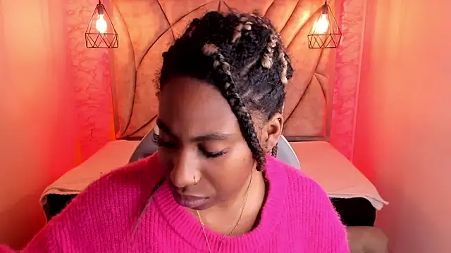 Queen perla  online show from 02/20/25, 12:36