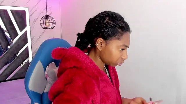 Queen perla  online show from 11/13/25, 12:09