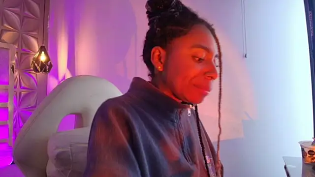 Queen perla  online show from 01/31/26, 07:12