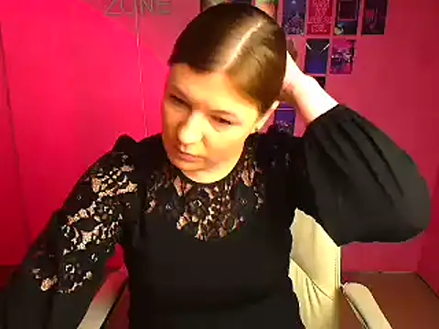 Snapshot of Lissmilf chatting on 04/22/26, 11:39 Lissmilf online show from 04/22/26, 11:39