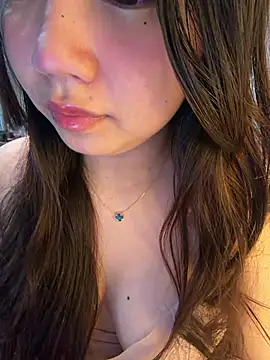 Hotellinh12 online show from 05/22/26, 04:27