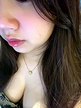 Hotellinh12 online show from 01/12/26, 04:58