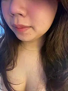 Hotellinh12 online show from 02/12/26, 04:07