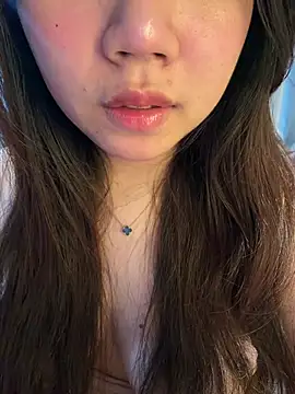 Hotellinh12 online show from 05/21/26, 04:15