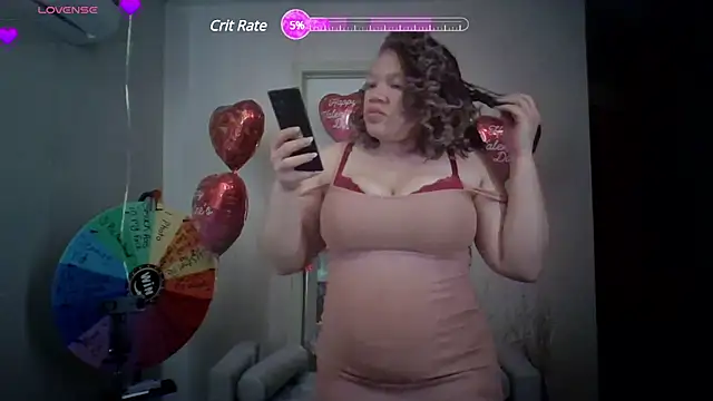 Snapshot of Milfshakecafe chatting on 02/16/25, 02:42 Milfshakecafe online show from 02/16/25, 02:42