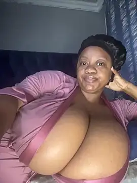 Chubbykarisma27 online show from 04/10/26, 06:26