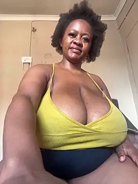 Chubbykarisma27 online show from 02/27/25, 09:18