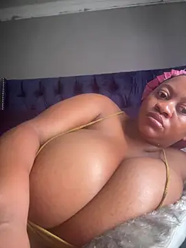 Chubbykarisma27 online show from 11/14/25, 10:30