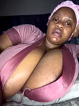 Chubbykarisma27 online show from 12/13/25, 09:43