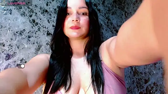 Lanna belle28 online show from 12/02/25, 01:46