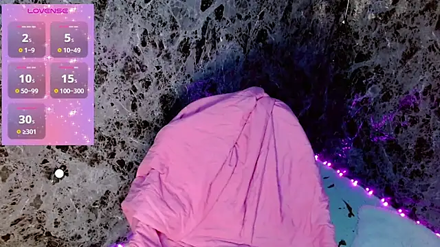 Lanna belle28 online show from 02/23/26, 01:33