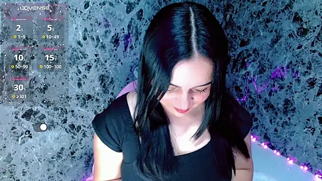 Lanna belle28 online show from 12/22/25, 01:55