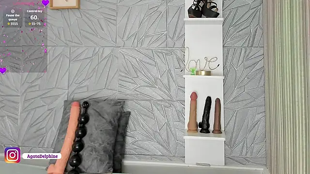 agatadelphine online show from 11/15/25, 01:26