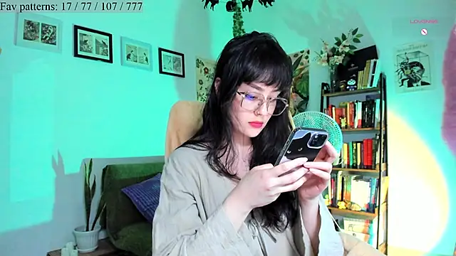 Conlosmichis online show from 11/24/25, 11:49