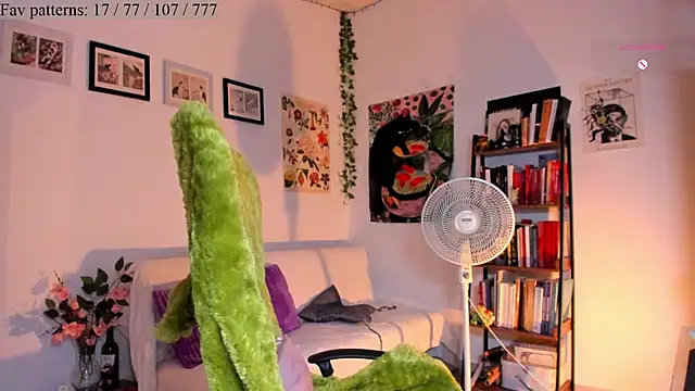 Conlosmichis online show from 10/21/25, 11:15