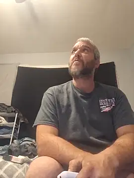 Snapshot of silkstroker6981 chatting on 02/01/26, 05:49 silkstroker6981 online show from 02/01/26, 05:49