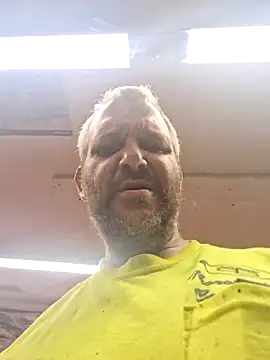 Snapshot of silkstroker6981 chatting on 09/26/25, 03:41 silkstroker6981 online show from 09/26/25, 03:41