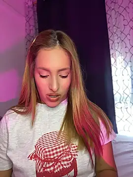 Agnescruzz online show from 05/31/26, 03:29