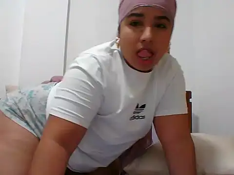 hurrem had online show from 11/28/25, 11:32