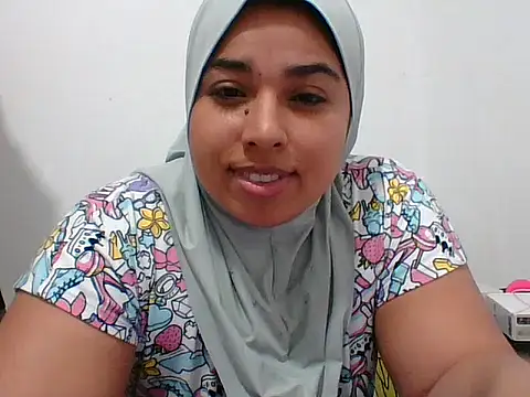 hurrem had online show from 04/15/26, 03:45