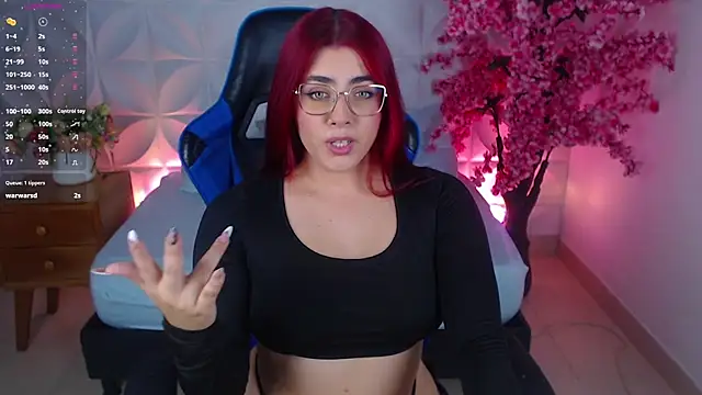 lizowenn  online show from 11/26/25, 07:36