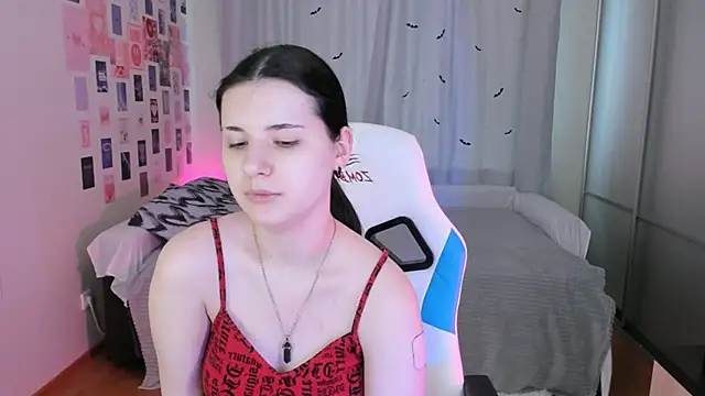 Vanessa Verona online show from 03/10/25, 11:45