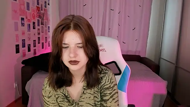 Vanessa Verona online show from 09/15/25, 05:52