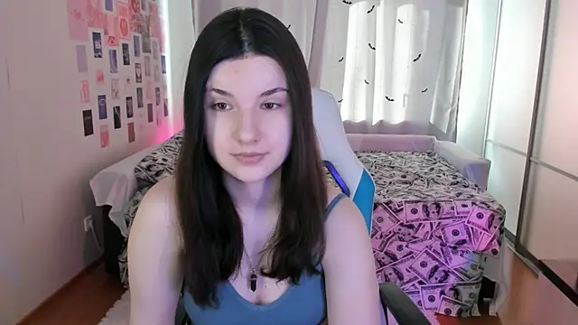 Vanessa Verona online show from 03/22/25, 09:13