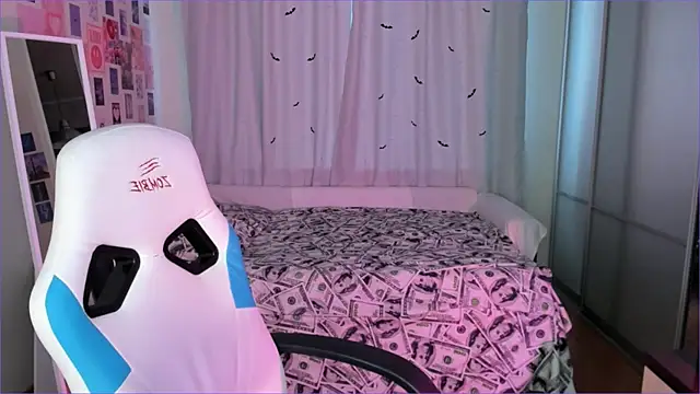 Vanessa Verona online show from 04/11/26, 05:15