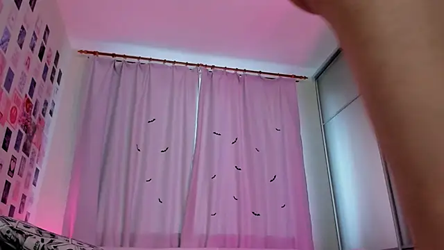 Vanessa Verona online show from 10/08/25, 05:53