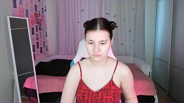 Vanessa Verona online show from 03/28/26, 05:08