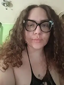 Snapshot of peachgirlmartyna chatting on 07/07/26, 01:25 peachgirlmartyna online show from 07/07/26, 01:25