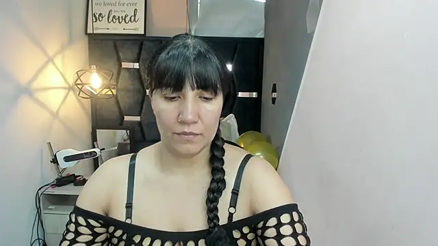 GiaFox  online show from 11/17/25, 01:26