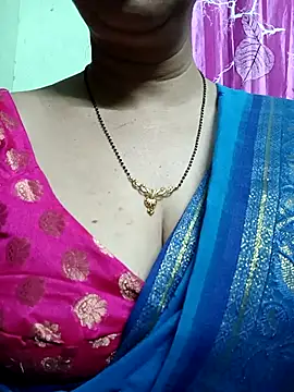 Rosy-B online show from 04/08/26, 10:55