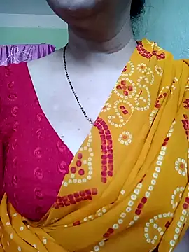 Snapshot of Rosy-B chatting on 03/09/25, 09:57 Rosy-B online show from 03/09/25, 09:57