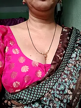 Rosy-B online show from 11/13/25, 12:47