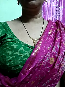 Rosy-B online show from 12/17/25, 09:31