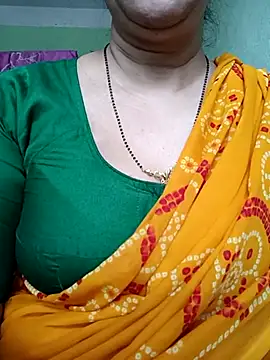 Snapshot of Rosy-B chatting on 03/20/25, 09:48 Rosy-B online show from 03/20/25, 09:48