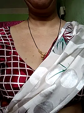 Rosy-B online show from 04/24/26, 09:44