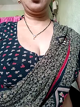 Rosy-B online show from 11/08/25, 09:35