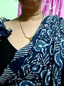 Rosy-B online show from 05/19/26, 10:06