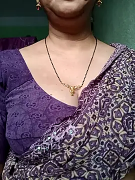 Rosy-B online show from 11/14/25, 12:36