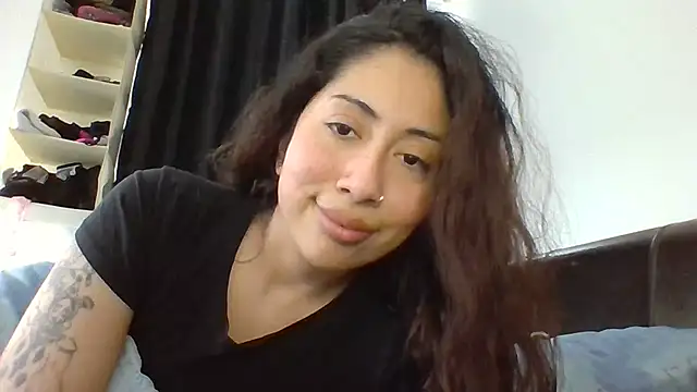 LorenaAnderson online show from 02/17/25, 10:16