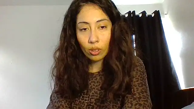 LorenaAnderson online show from 02/21/25, 10:39