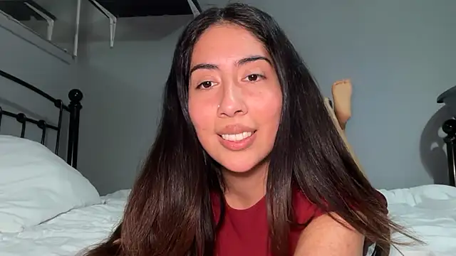 LorenaAnderson online show from 04/19/26, 08:55