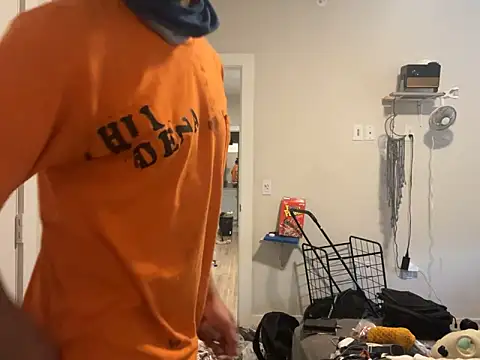 Snapshot of Clearlytothepoint420 chatting on 03/20/25, 12:54 Clearlytothepoint420 online show from 03/20/25, 12:54