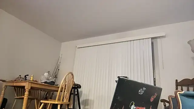 Snapshot of Clearlytothepoint420 chatting on 11/05/25, 09:56 Clearlytothepoint420 online show from 11/05/25, 09:56