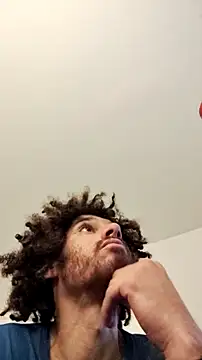 Snapshot of Clearlytothepoint420 chatting on 10/24/25, 09:25 Clearlytothepoint420 online show from 10/24/25, 09:25