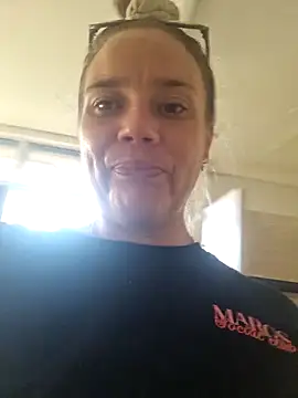 Off the Lesh online show from 12/17/25, 07:30